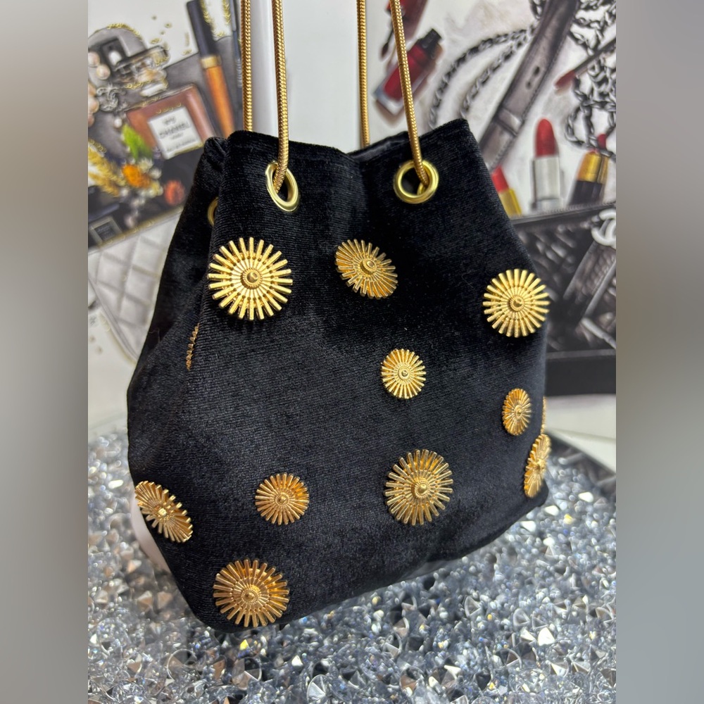 Embellished Velvet Bucket Bag NIP - Picture 6 of 13